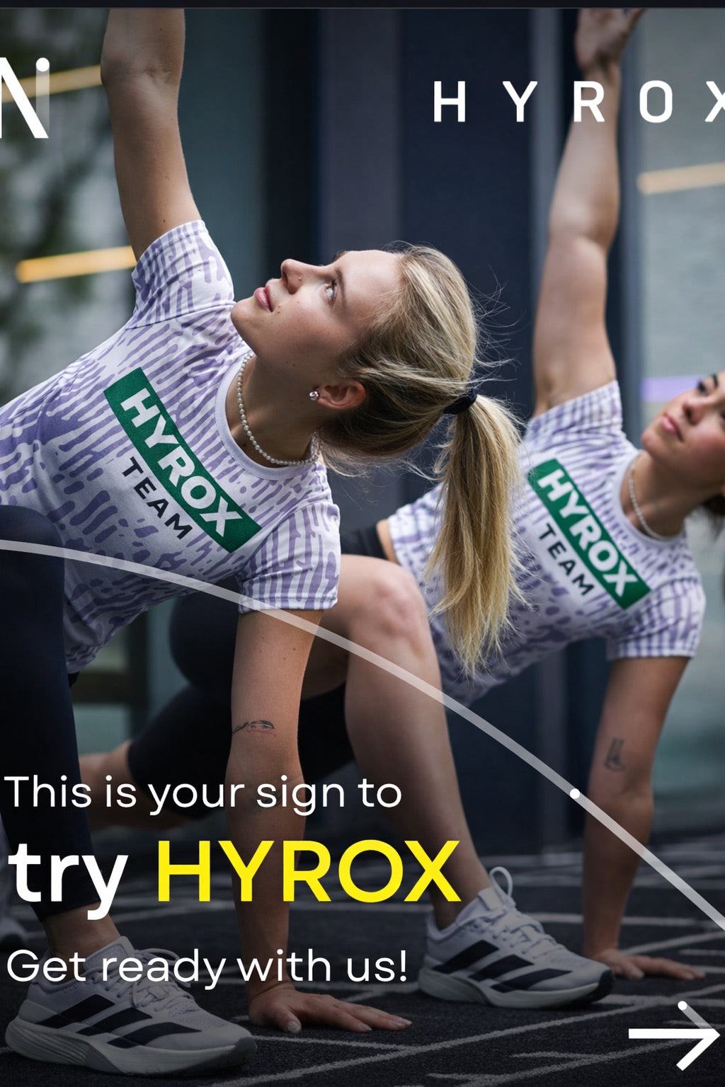 Od projektu do startu: Dlaczego Twój team potrzebuje dedykowanej odzieży na zawody HYROX?